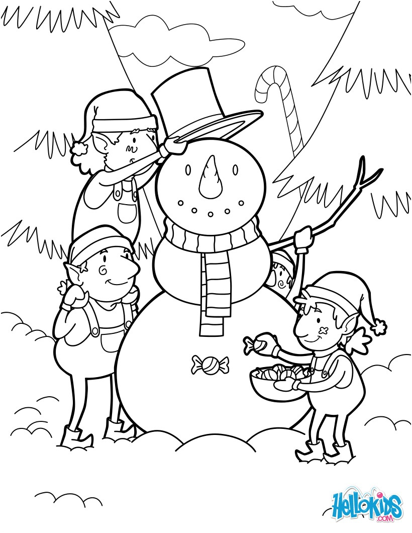 elfes construisant un bonhomme de neige pour noel
