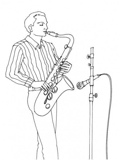 un musicien joue du saxophone