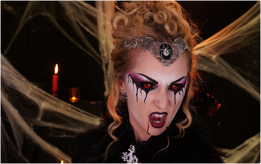 maquillage halloween reine vampires